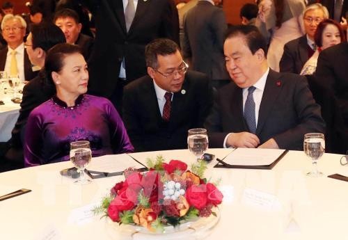 Celebran en Seúl el Foro de Inversión y Comercio Vietnam-Corea del Sur