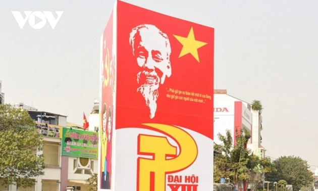 Dirigentes comunistas extranjeros felicitan al XIII Congreso del Partido de Vietnam