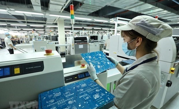 La economía de Vietnam podría crecer en un 6,5 % en 2022, según el BAD