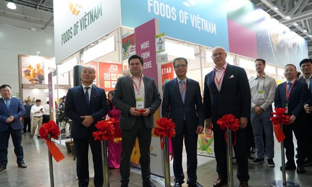 Promocionan productos vietnamitas en Feria Worldfood Moscú 2024