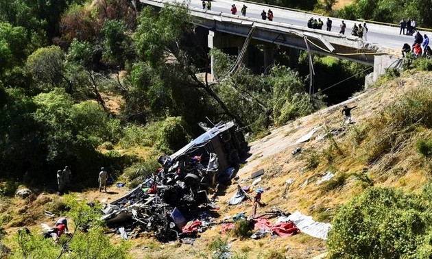 Grave accidente en México deja 19 personas muertas