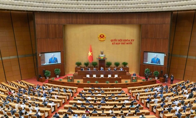 Líder vietnamita reafirma la importancia de colocar a la población en el centro de las políticas 