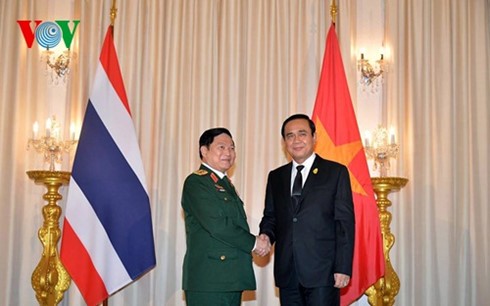 ผลักดันความร่วมมือด้านกลาโหมเพื่อผลักดันความสัมพันธ์หุ้นส่วนยุทธศาสตร์เวียดนาม-ไทย