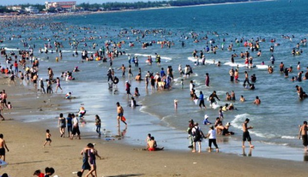 ที่ชายหาด  (บทที่ 2)