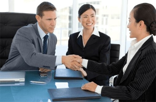 ดิฉันขอให้วีโอวีช่วยหาล่ามภาษาไทย