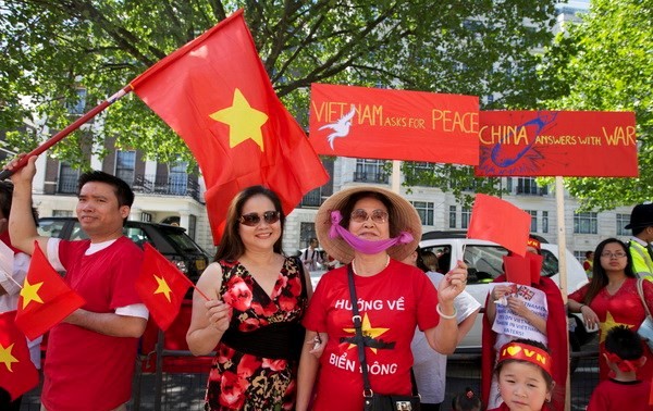 Overseas Vietnamese defend Vietnam’s sovereignty