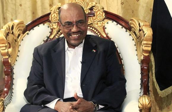 Sudan expels 2 senior UN officials