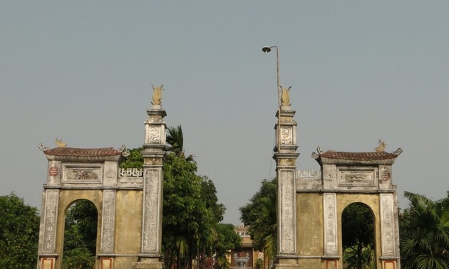 More artefacts unearthed at Luy Lau ancient citadel