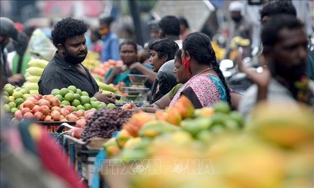 IMF forecasts divergent economic growth between rich and developing nations