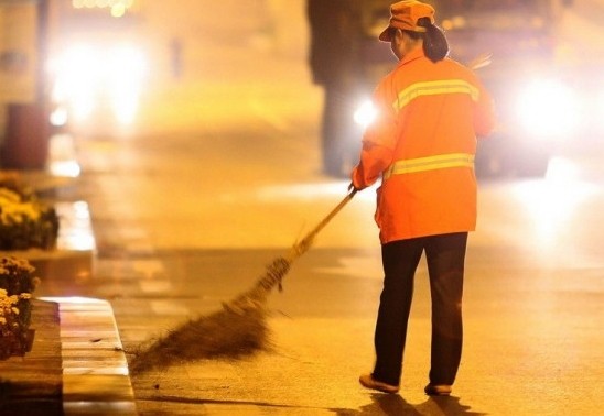 Die Müllwerkerinnen, die den Straßen ein schönes Gesicht geben