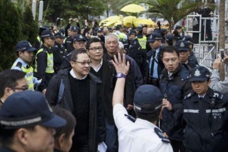 Anführer der Demonstrationen in Hongkong geben auf