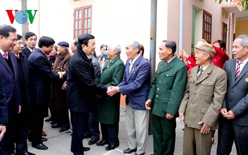 Staatspräsident Truong Tan Sang besucht die Provinz Hai Duong