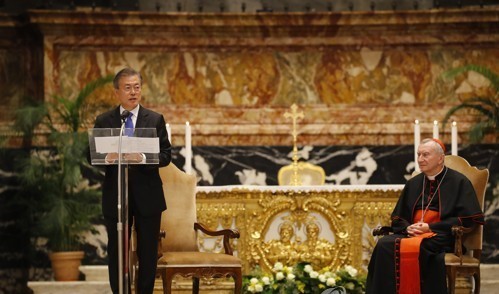 Südkoreanischer Präsident nimmt an der Messe für Frieden für die koreanische Halbinsel teil
