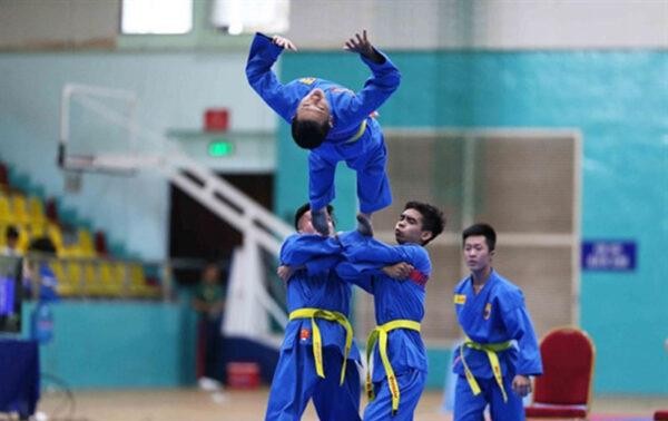 Auftritt vietnamesischer Kampfkunst Vovinam bei Eröffnungsfeier von SEA Games 31 