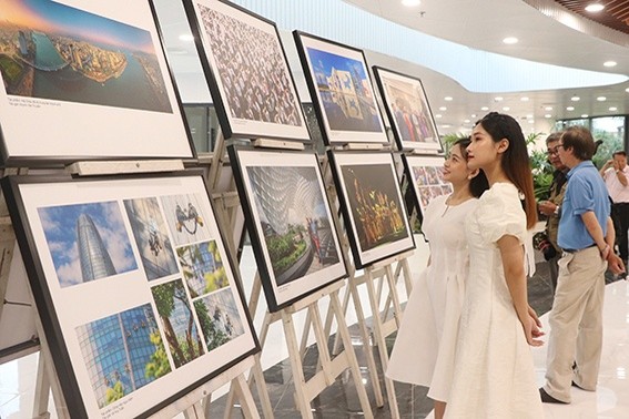 Ausstellung über APEC-Park in Da Nang