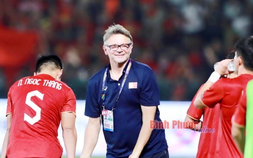 Trainer Troussier stellt die Liste der vietnamesischen Fußballnationalspieler für Asian Cup 2023 fertig