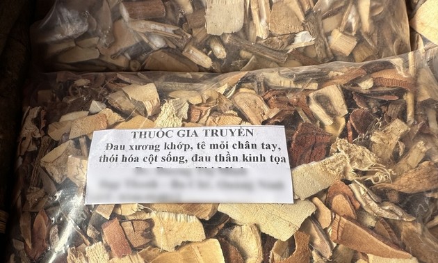 Beruf der Kräuterheilkunde der Tay im Kreis Ba Che der Provinz Quang Ninh