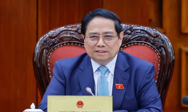 Premierminister Pham Minh Chinh leitet Sitzung zur Reorganisation der Regierungsapparats