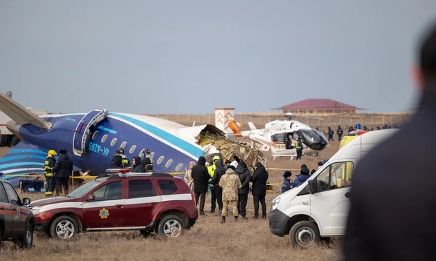 Flugzeugunglück: Aserbaidschans Präsident ordnet einen Tag Staatstrauer an