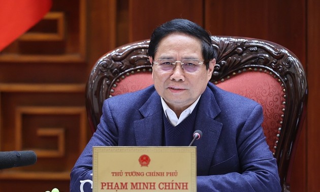 Premierminister leitet die Sitzung über den Bau einer Straße zur Verbindung des Flughafens Gia Binh mit Hanoi
