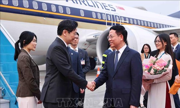 Singapurs Premierminister beginnt den Besuch in Vietnam