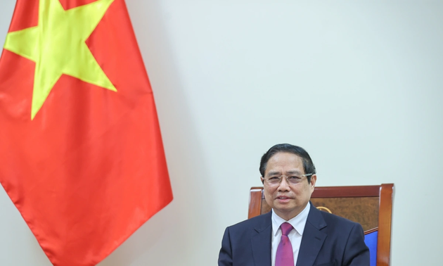 Premierminister Pham Minh Chinh führt Telefongespräch mit Neuseelands Premierminister Luxon
