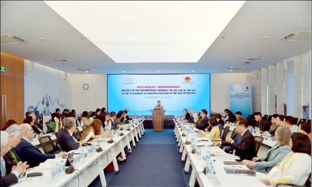 Vietnam hält das Völkerrecht ein und unterstützt internationale Zusammenarbeit im Bereich der Meere