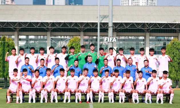 U16-Team Vietnams zeigt Bereitschaft für internationales Fußballfreundschaftsturnier in der Inneren Mongolei