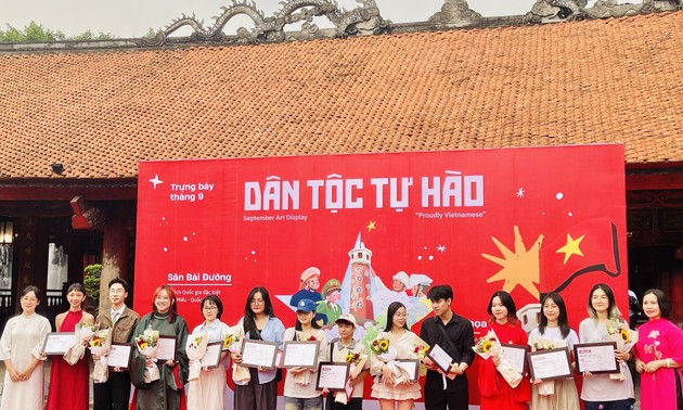 Gemäldeausstellung „Die stolze Nation” im Literaturtempel