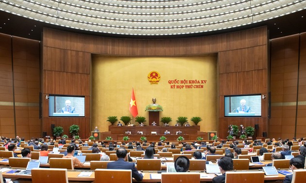 10. Sitzung des Parlaments der 15. Legislaturperiode eröffnet