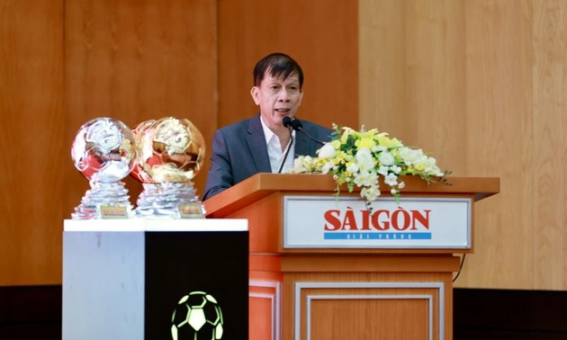 30. Verleihung des vietnamesischen „Goldenen Ball“-Preises mit gemeinnützigen Aktivitäten