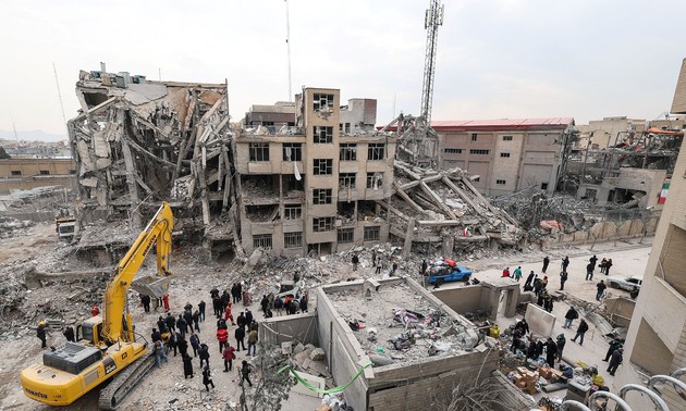 Nahostkonflikt: USA entsenden weitere Truppen und Kriegsschiffe in den Nahen Osten 