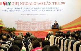 Ambassadors vow to reinforce links between Vietnam and the world