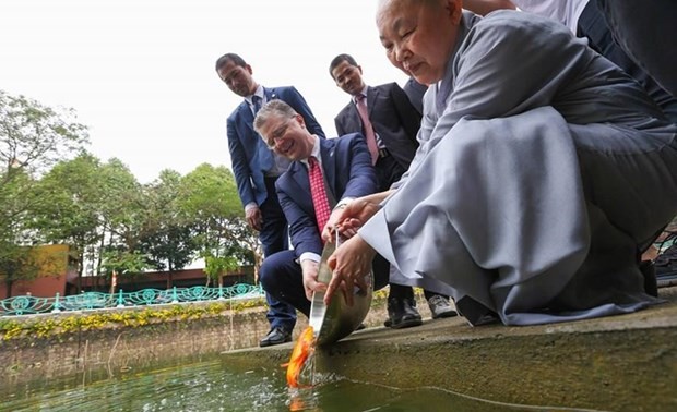 Foreign diplomats celebrate Vietnam’s Lunar New Year Festival 