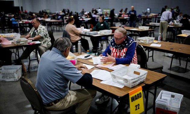 Trump, Harris notch first statewide wins as polls close in US presidential race