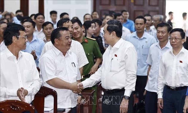 Top legislator meets Hau Giang voters   