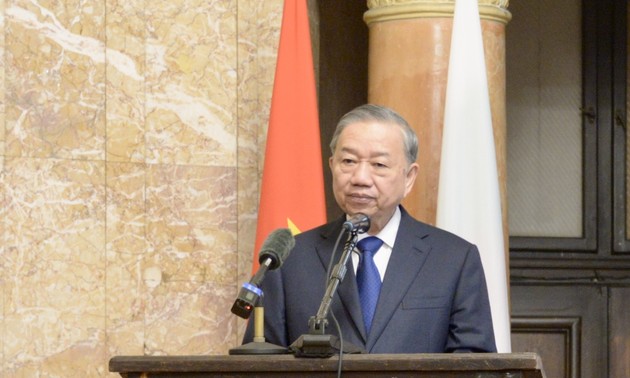 Strengthening Vietnam-Bulgaria strategic partnership is more important than ever: Party leader 