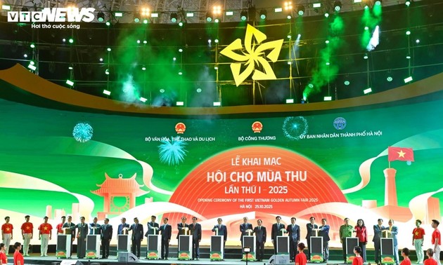 First Autumn Fair opens, celebrating Vietnam’s integration and prosperity