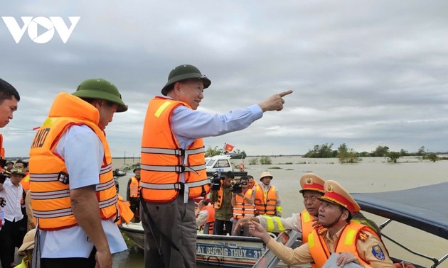 Party leader urges swift recovery in flood-stricken communities