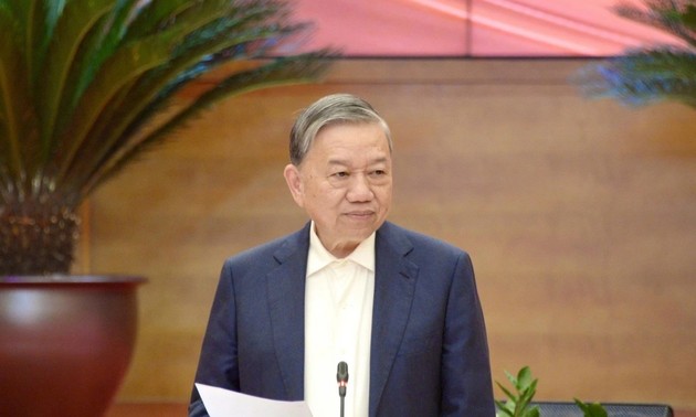 Party chief calls on Quang Ninh to move fast on green, digital development