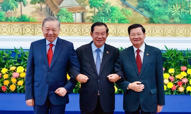 General Secretary To Lam co-chairs meeting of three Party leaders of Vietnam, Cambodia and Laos