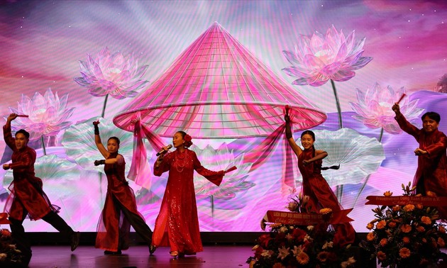 Vietnamese community in Germany celebrates Tet