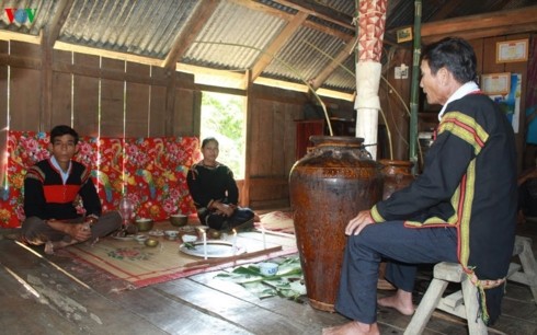 งานเซ่นไหว้ “Che” เทศกาลที่เป็นเอกลักษณ์พิเศษของชนเผ่า เอเด-เมอด์ฮูร์