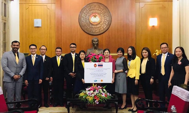 “ร่วมใจแบ่งปัน เพื่อนกัน ไทย-เวียดนาม”