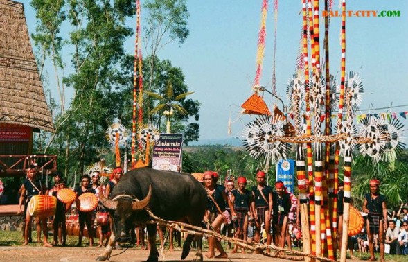 พิธีกรรมเพื่อแสดงความขอบคุณบรรดาสิ่งศักดิ์สิทธิ์ของชนเผ่าบานา