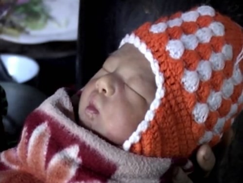 ประเพณีการตั้งชื่อเด็กของชนเผ่าม้งในเขตตะวันตกเฉียงเหนือ