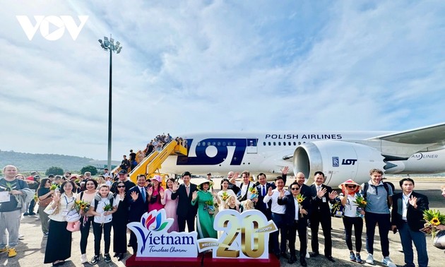 เวียดนามต้อนรับนักท่องเที่ยวต่างชาติคนที่ 20 ล้าน