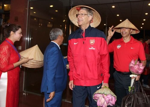 First images of Arsenal in Vietnam