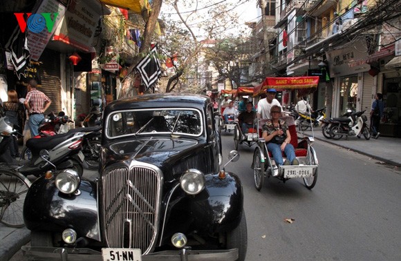 Hang Bac street and its age-old traditional craft 