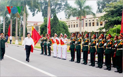 President visits army corps 2